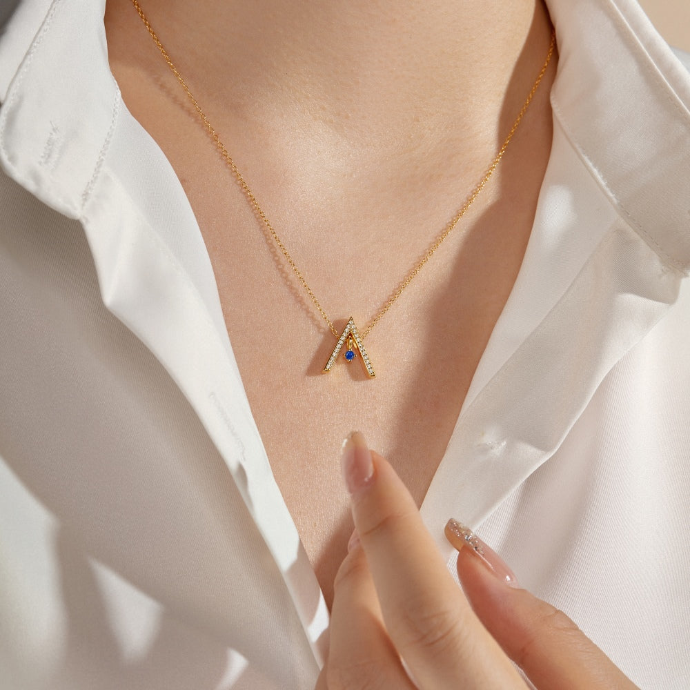 [Elite]Sparkling "A" Shape Necklace