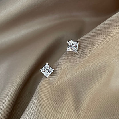 [Elite]Delicate Square Shape Earrings