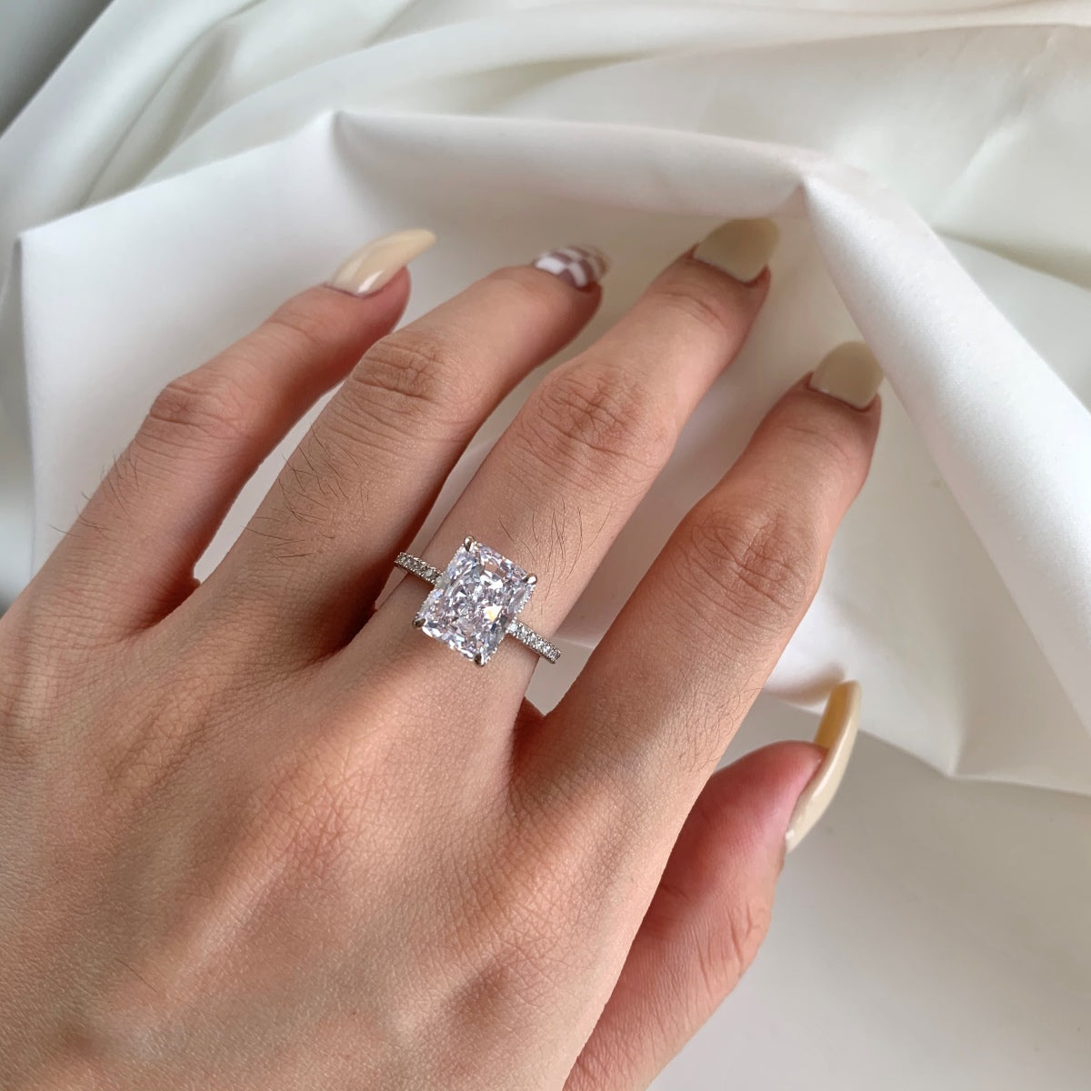 [Elite]4.0 Carat Luxurious Engagement Ring