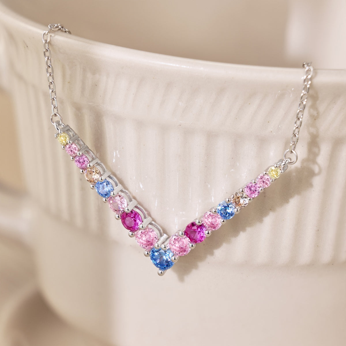 [Elite]Ornate Round Cut Necklace