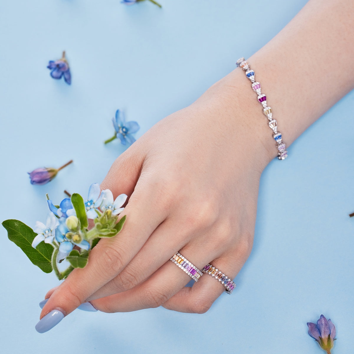[Elite]Radiant Water Drop Shape Daily Bracelet