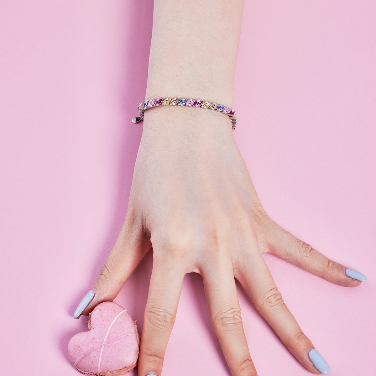 [Elite]Ornate Sparkling Multi Cut Party Bracelet