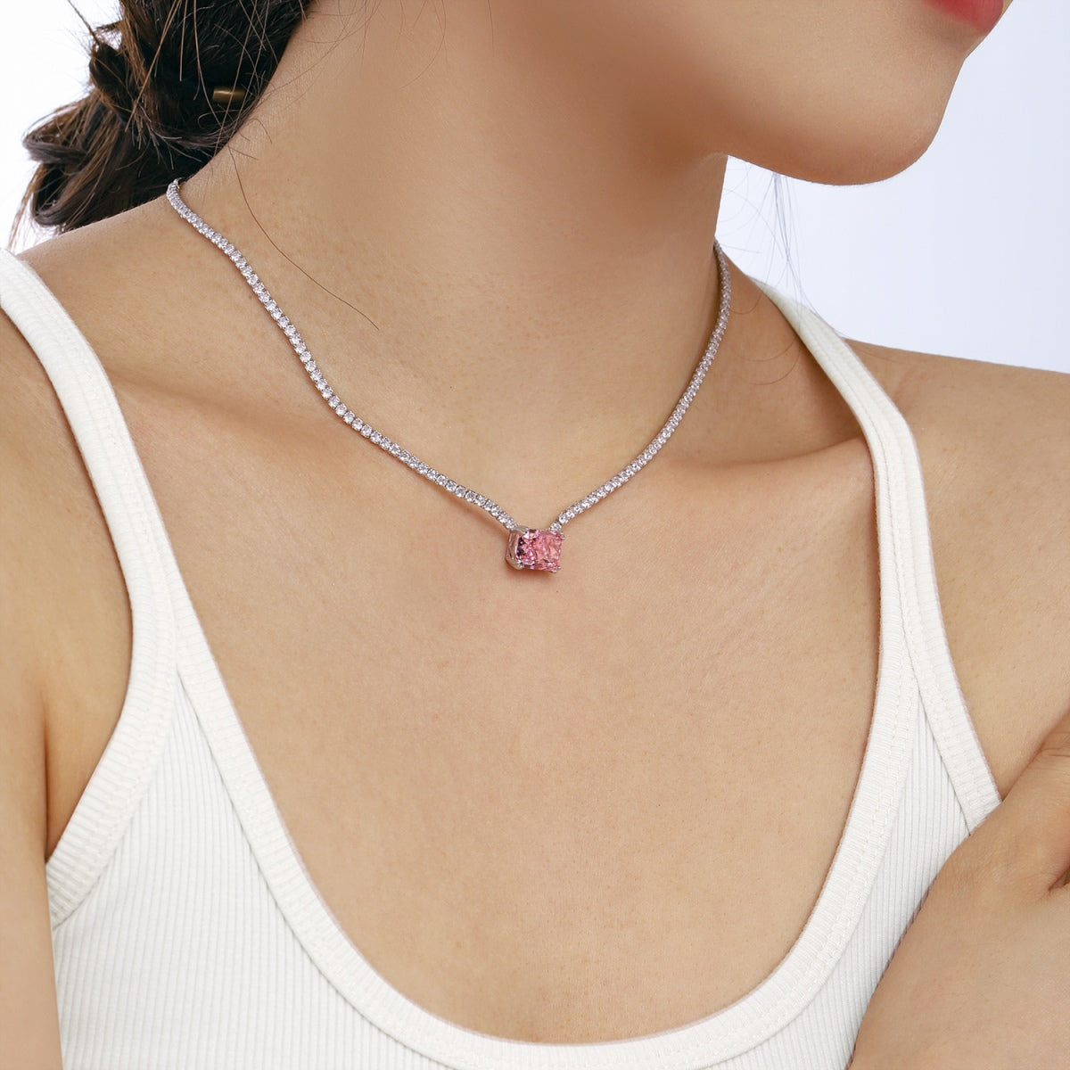[Elite]4.0 Carat Elegant Radiant Cut Necklace