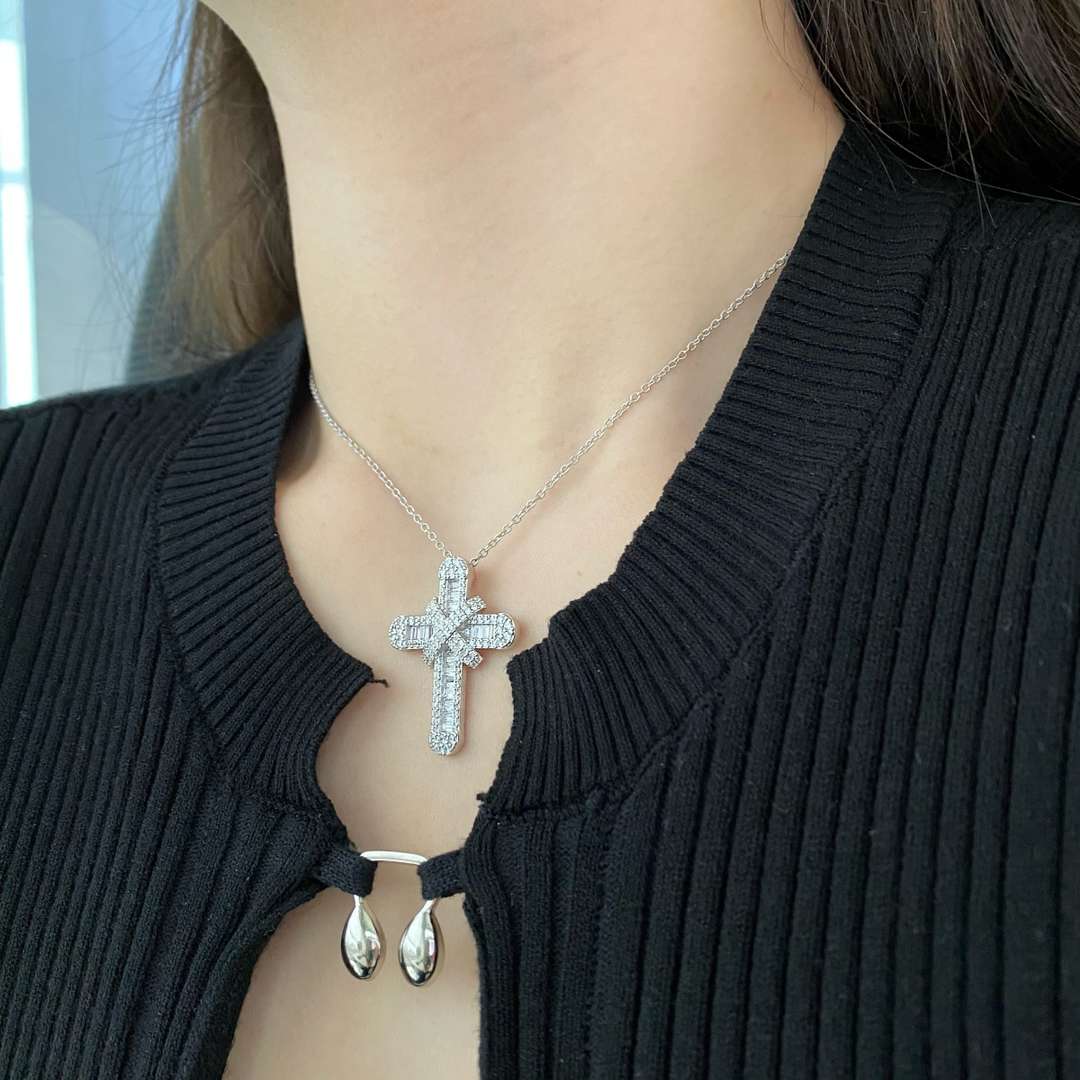 [Elite]Gypsophila With Dimonds Necklace