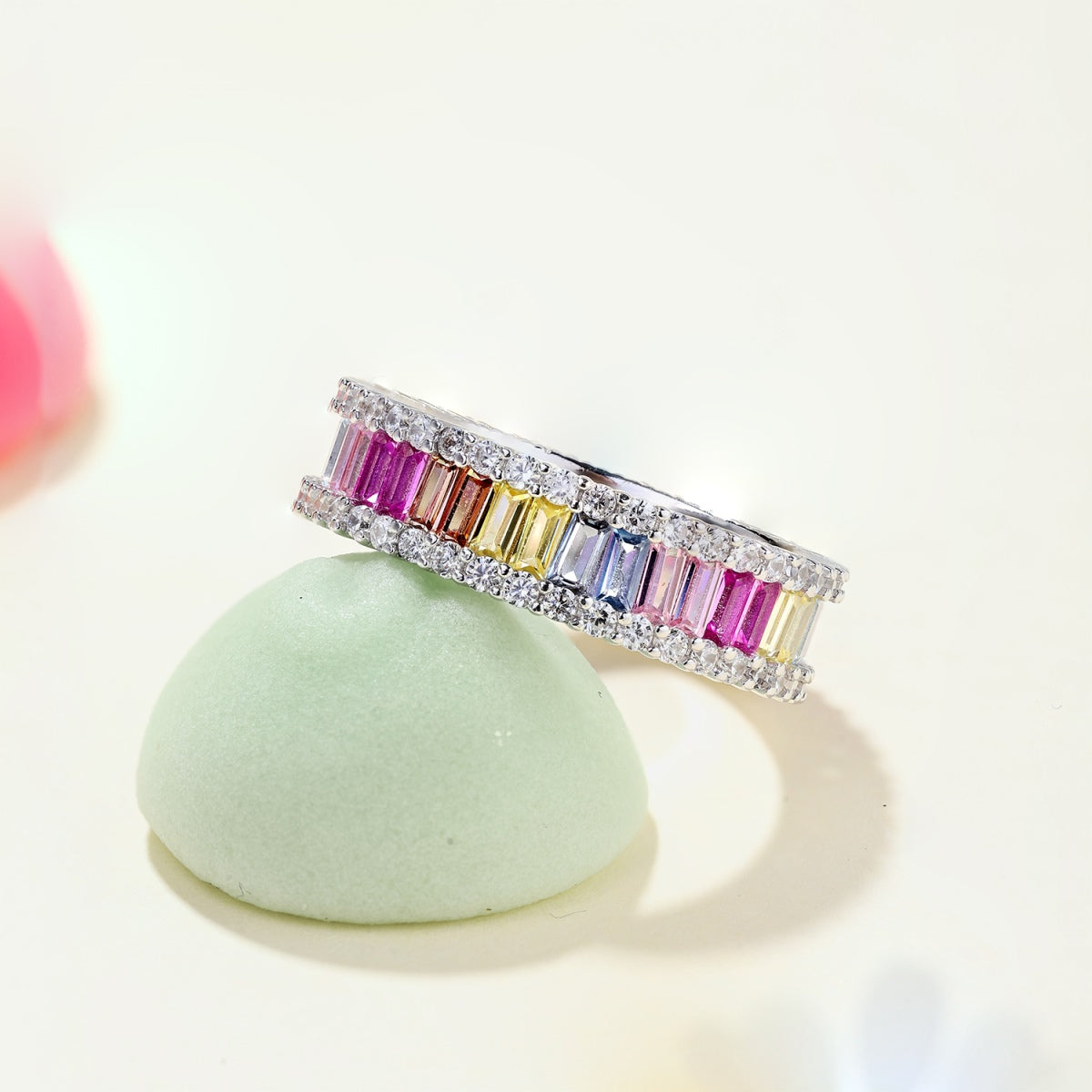 [Elite]Dainty Kaleidoscopic Emerald Cut Daily Ring