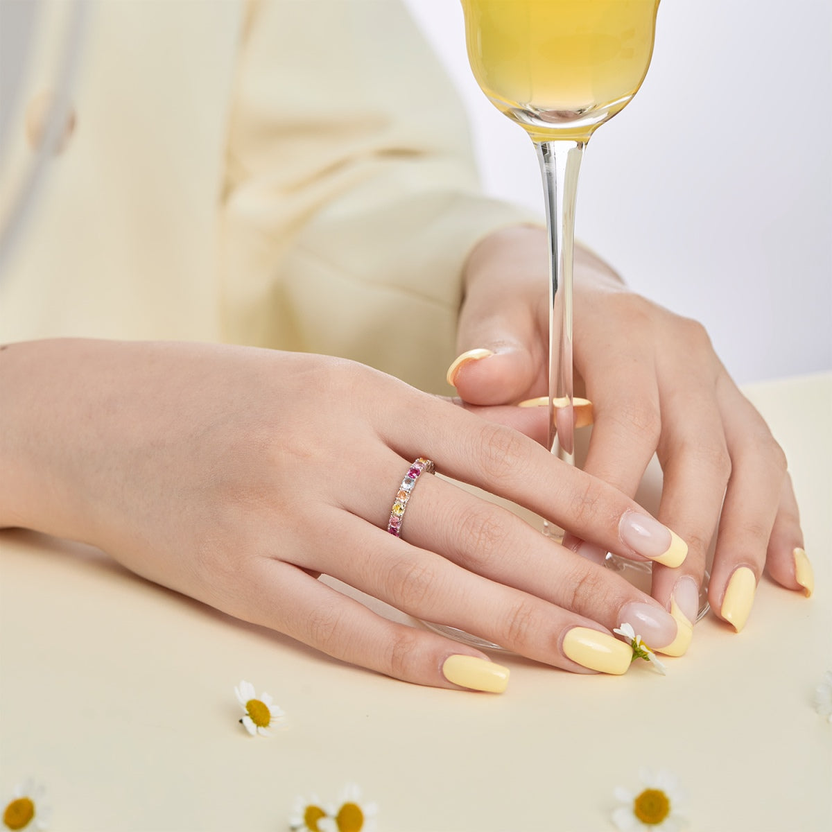 [Elite]Dazzling Lustrous Round Cut Tennis Ring