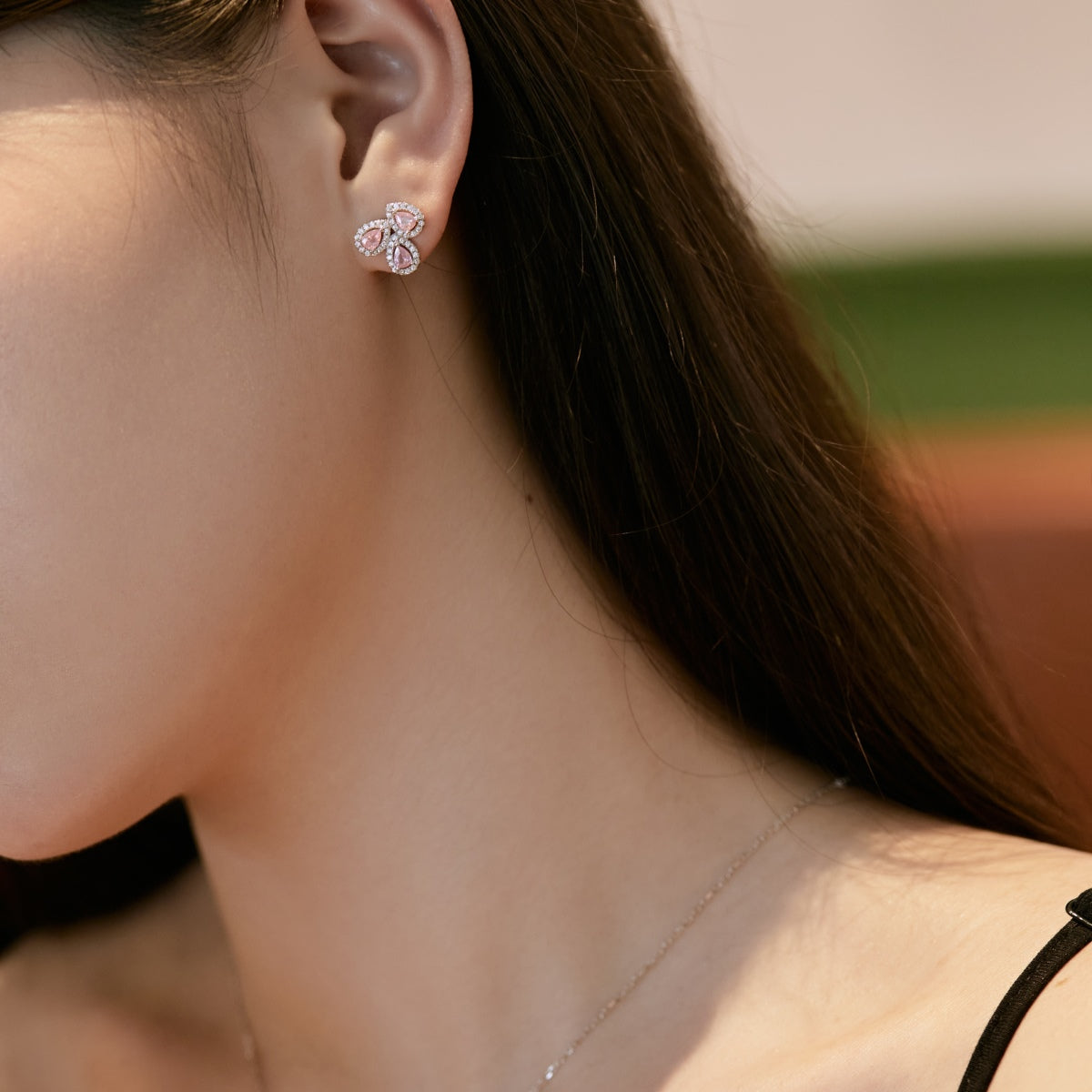 [Elite]Ornate Flower Shape Pear Cut Lover Earrings
