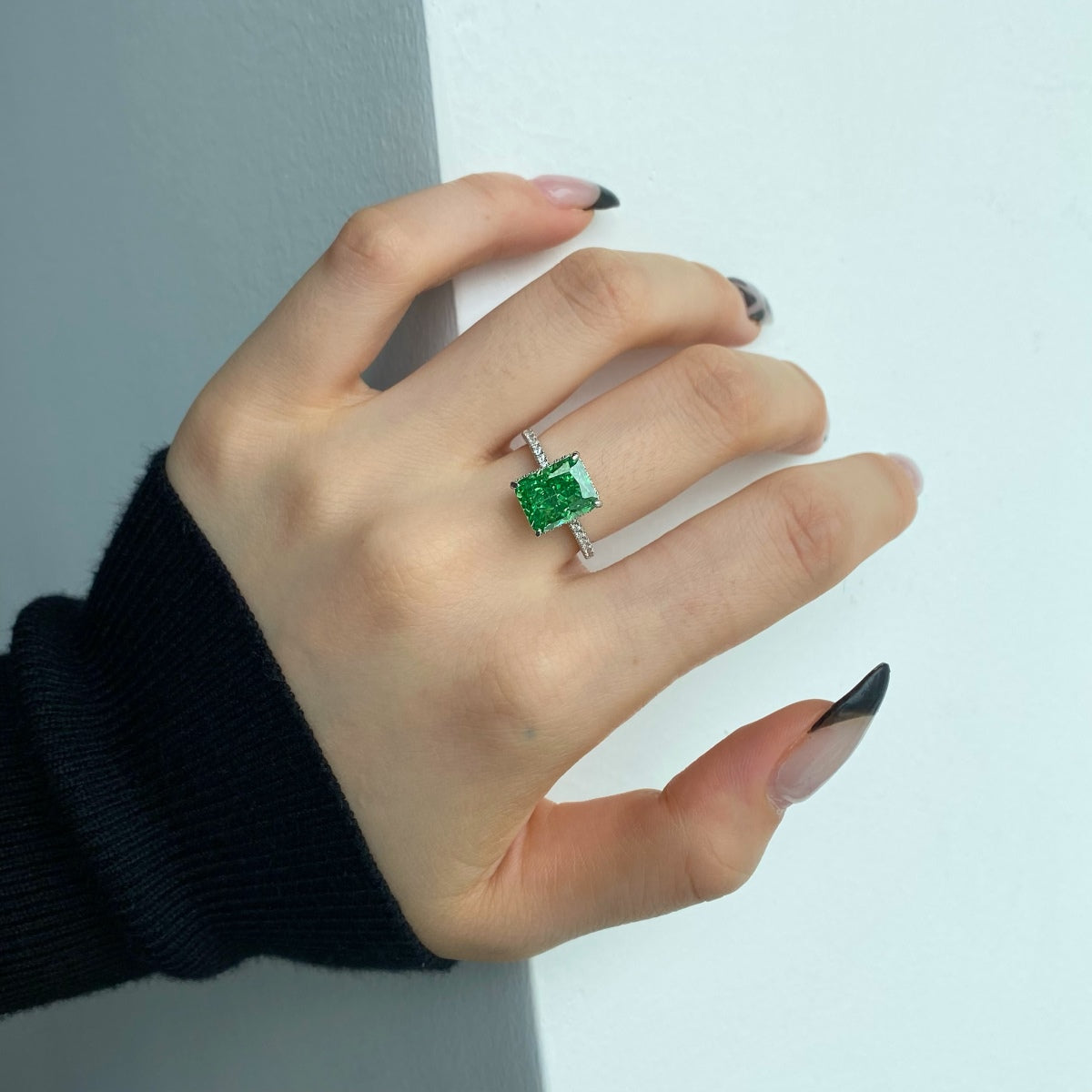 [Elite]4.0 Carat Luxurious Engagement Ring