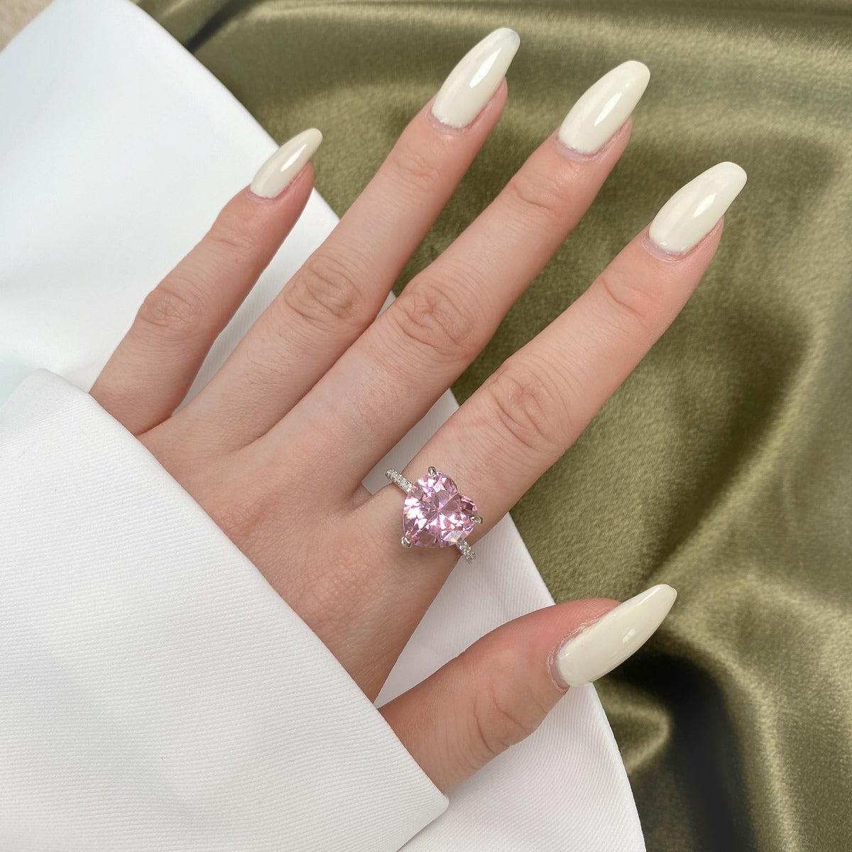 [Elite]6.0 Carat Luxurious Sparkling Romantic Heart Cut Lover Ring