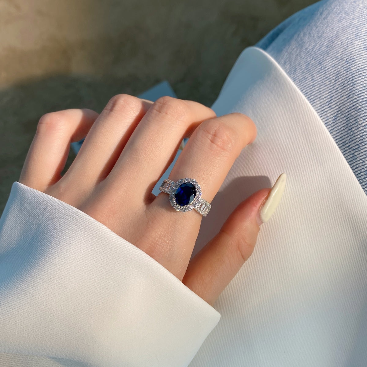 [Elite]1.5 Carat Dazzling Charming Oval Cut Banquet Ring