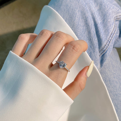 [Elite]2.0 Carat Dazzling Lustrous Heart Cut Lover Ring