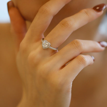 [Elite]Eternity Splashy Romantic Heart Shape Lover Ring