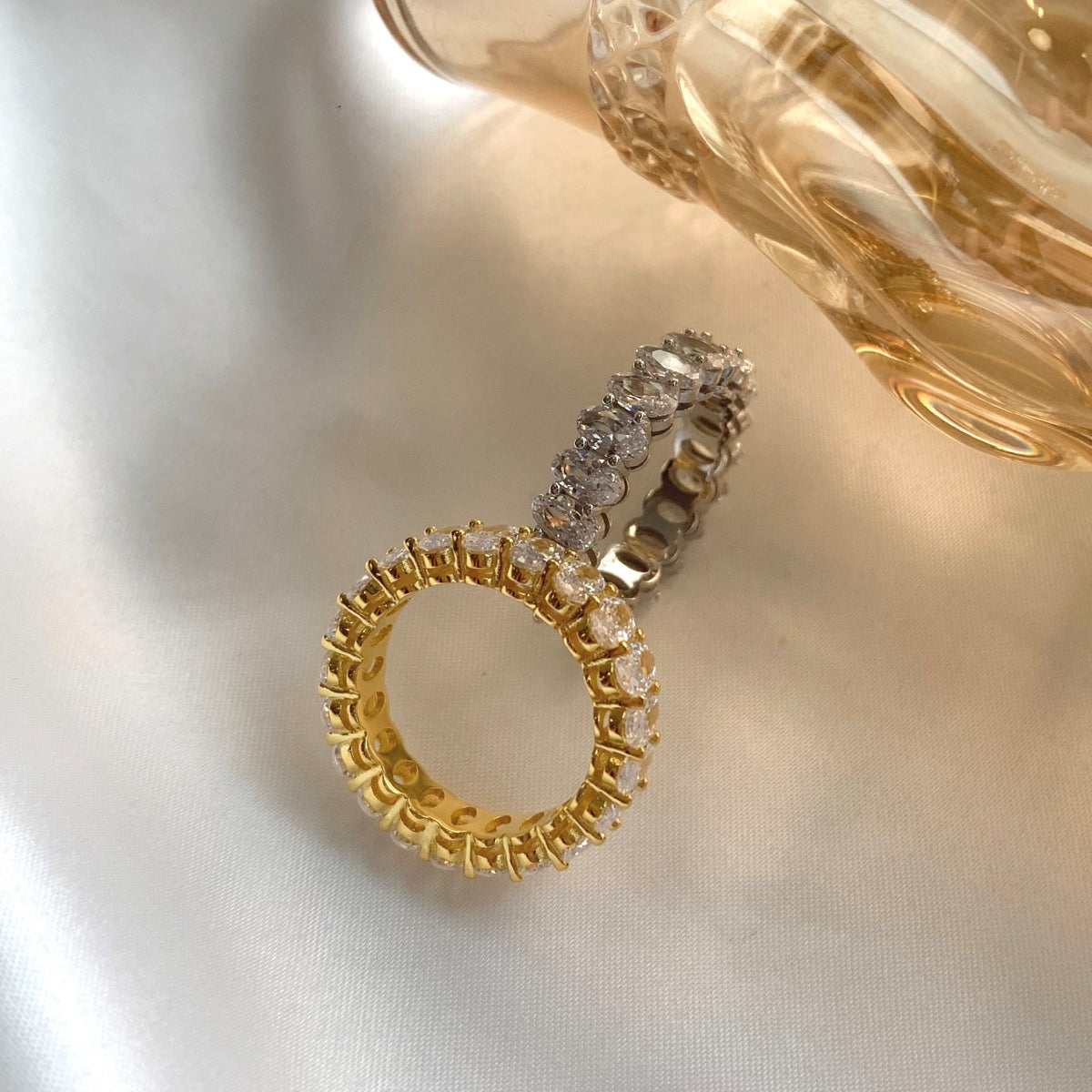 [Elite]Ornate Oval Cut Tennis Ring