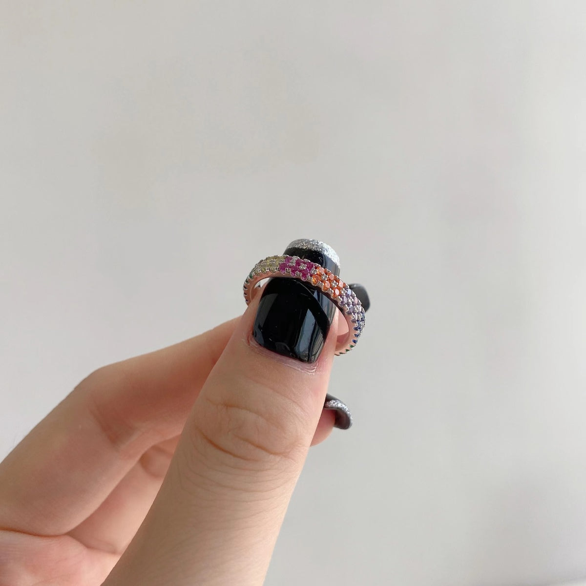 [Elite]Unique Colorful Round Cut Tennis Ring