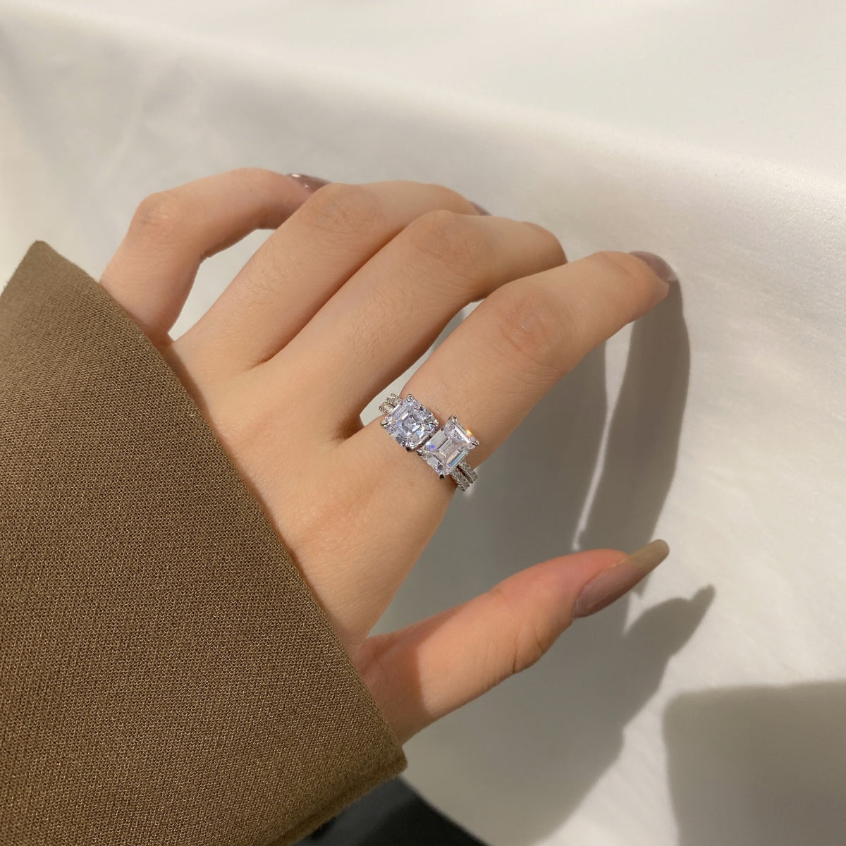 [Elite]2.0 Carat Scintillating Ornate Radiant Cut Party Ring