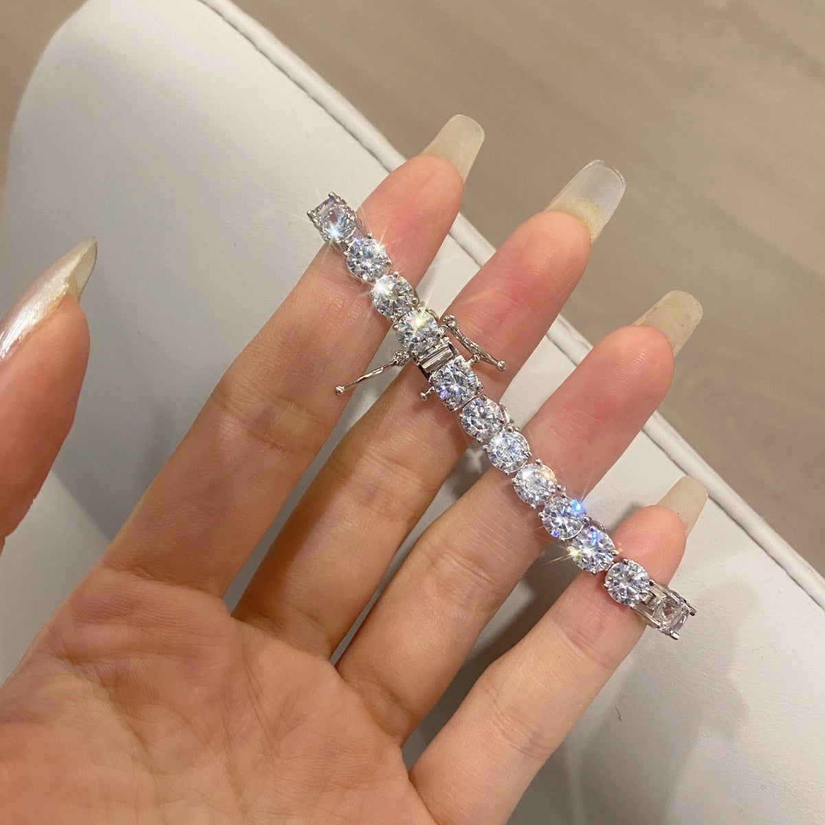 [Elite]Ornate Sparkling Round Cut Wedding Bracelet