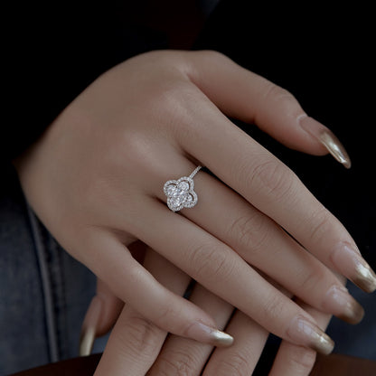 [Elite]Luxurious Eternity Flower Shape Banquet Ring