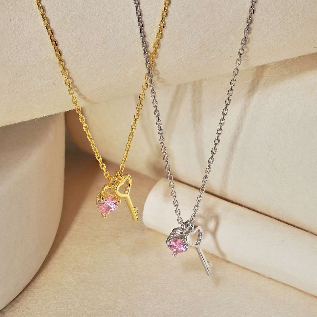 [Elite]Unique Heart Shape Key Pendent Necklace