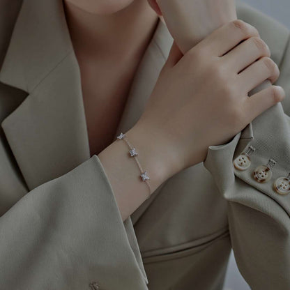 [Elite]Radiant Butterfly Shape Necklace