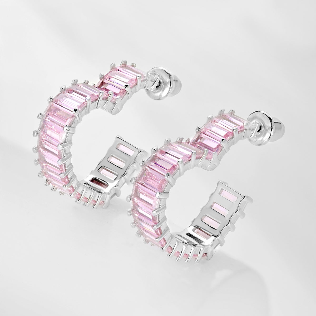 [Elite]Radiant Heart Cutout Earrings