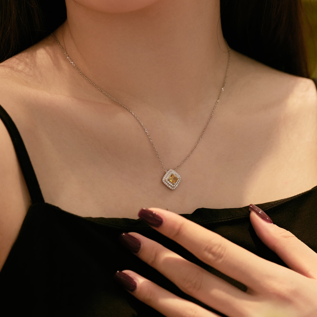 [Elite]Sparkling Asscher Cut Necklace