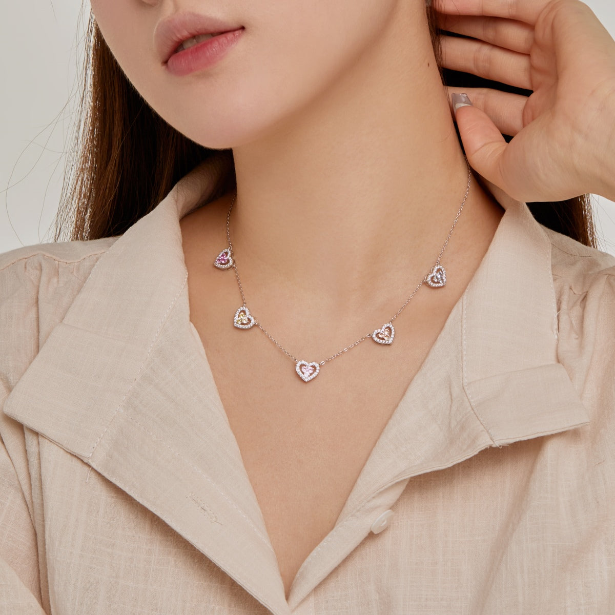 [Elite]Sparkling Five Heart Necklace