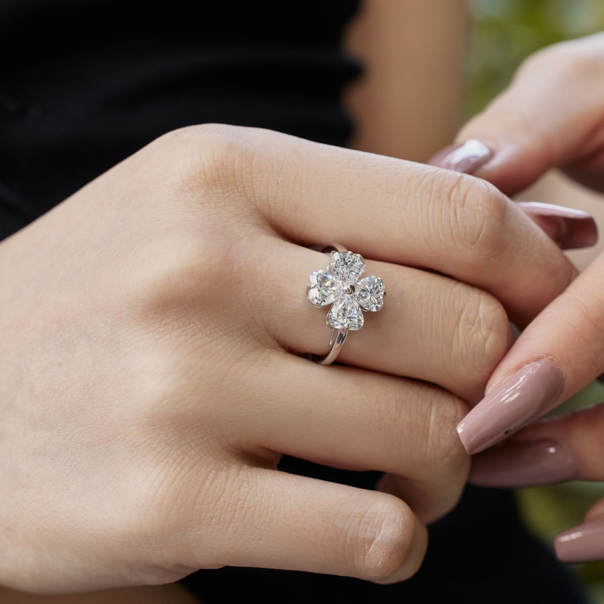 [Elite]Heart-shaped Four-Leaf Clover Ball Ring