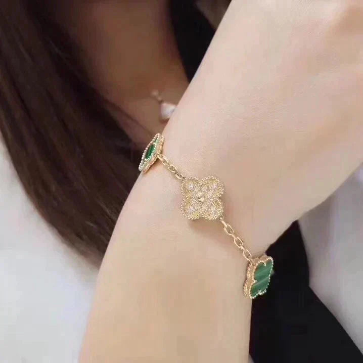 [Elite] CLOVER 5 MOTIF MALACHITE BRACELET COLLECTION