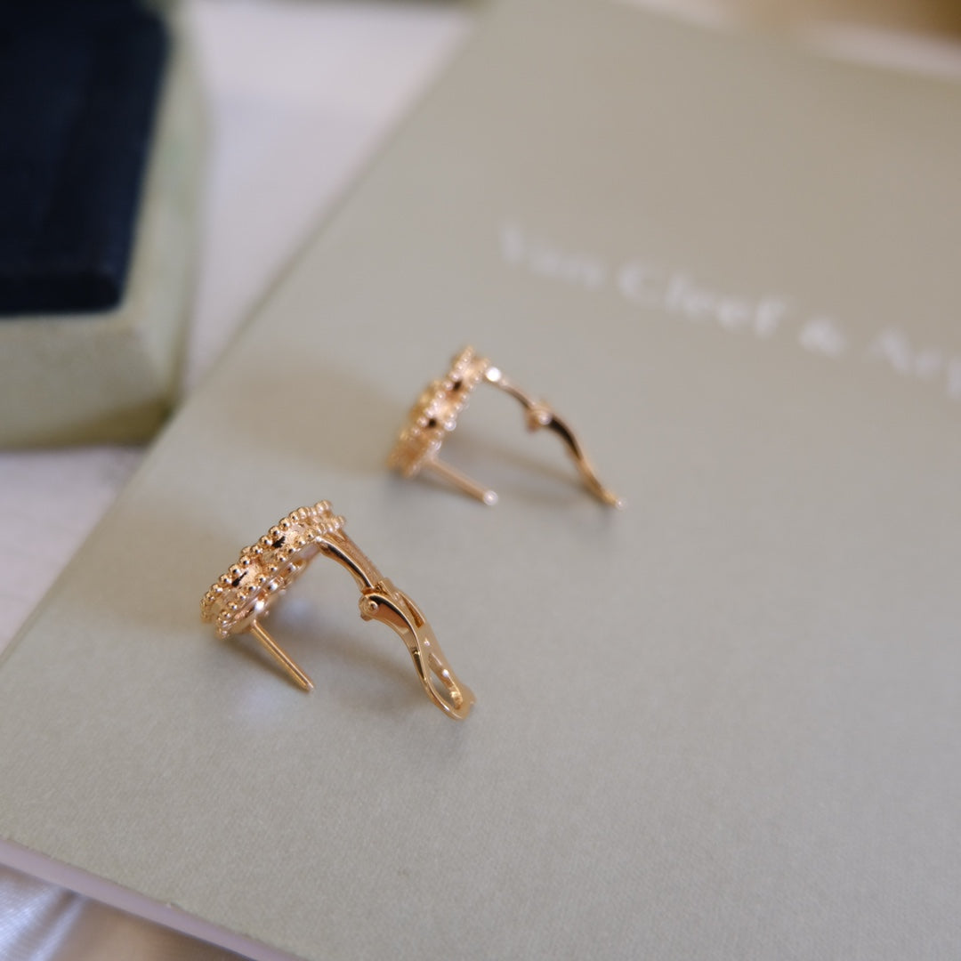 [Elite]LUCKY PINK GOLD WHITE MOP EARRINGS