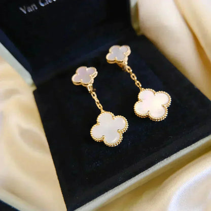 [Elite]CLOVER 2 MOTIF WHITE MOP EARRINGS