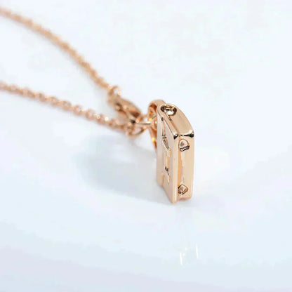 [Elite]AMULETTE PEDANT ROSE GOLD NECKLACE