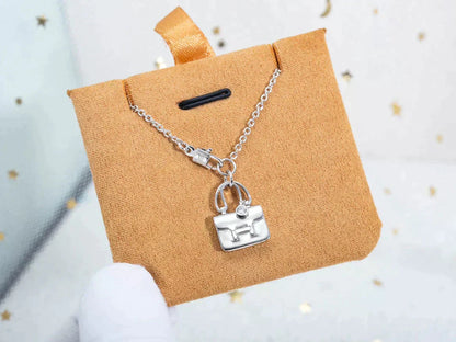 [Elite]AMULETTE PEDANT SILVER NECKLACE