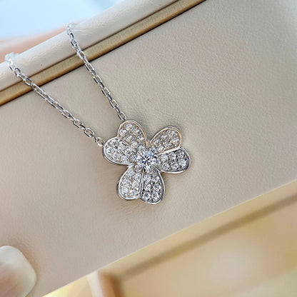 [Elite]CLOVER DIAMOND NECKLACE SILVER