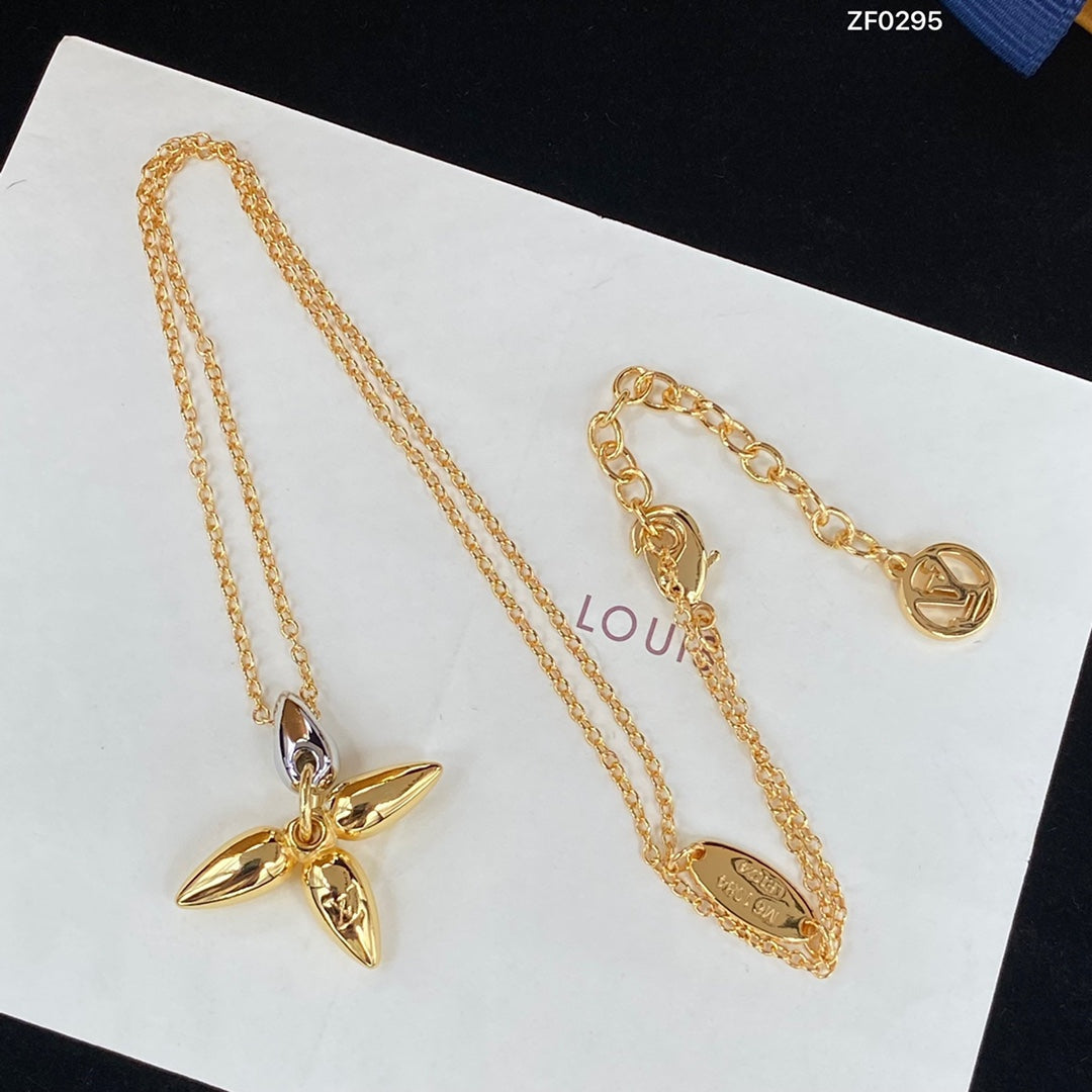 [Elite]LOUISETTE PEDANT GOLD NECKLACE
