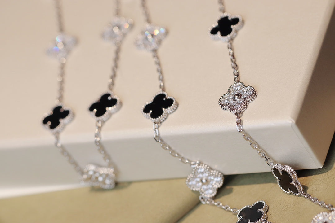 [Elite]CLOVER 20 MOTIFS ONYX DIAMOND SILVER