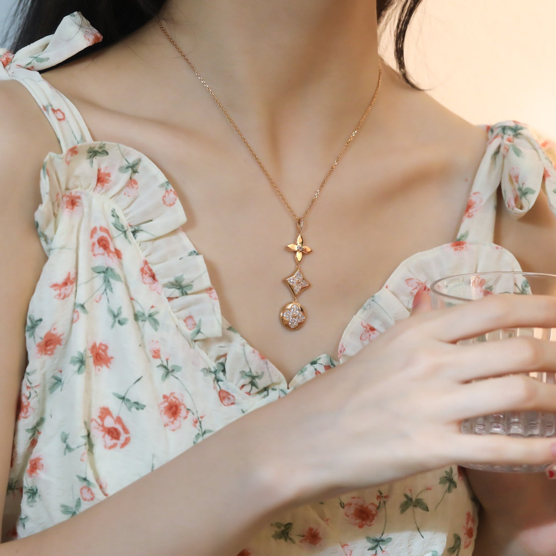 [Elite]STAR AND SUN DIAMOND PINK GOLD NECKLACE