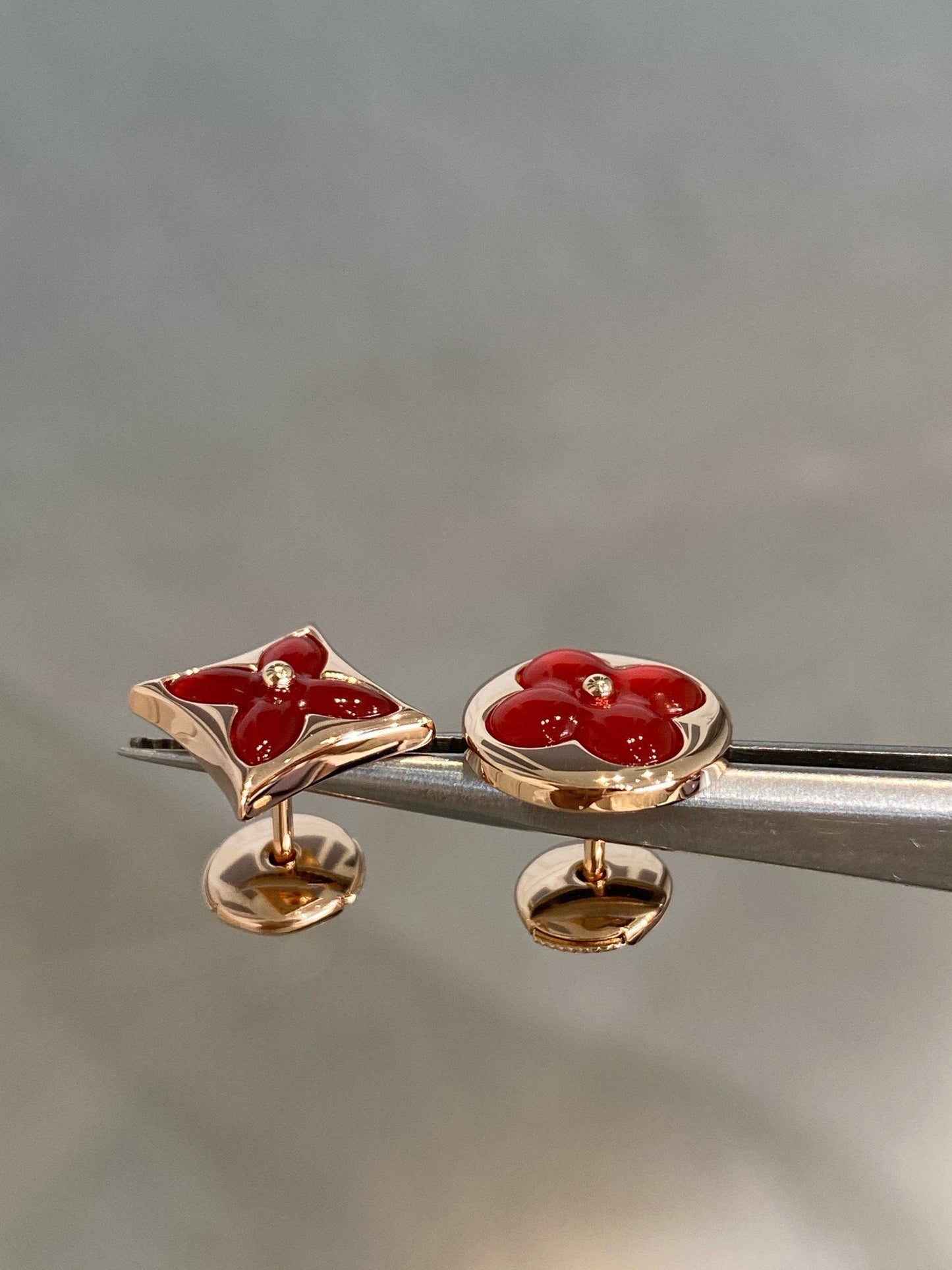 [Elite]STAR AND SUN PINK GOLD CARNELIAN STUD EARRINGS