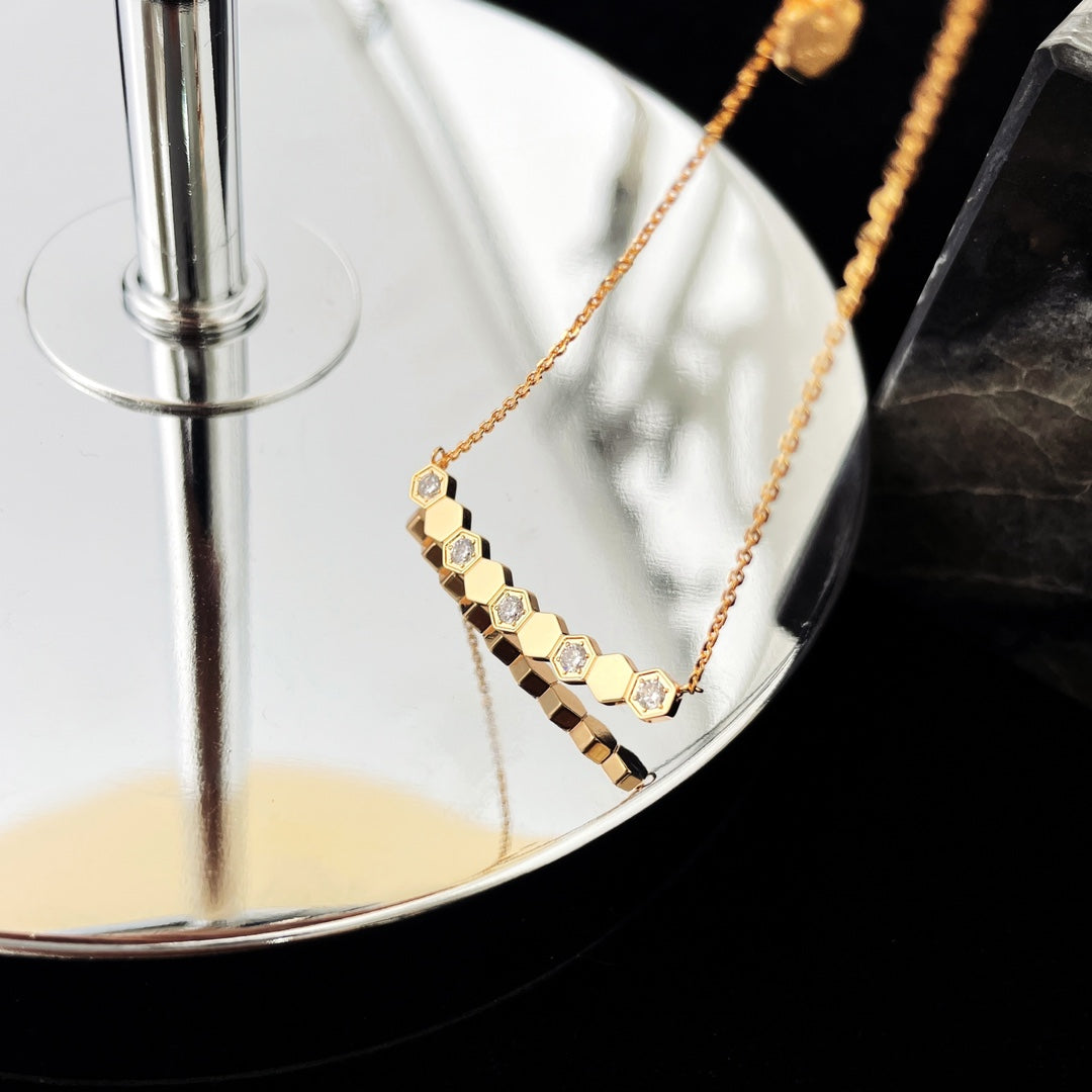 [Elite]BEE MY LOVE DIAMOND NECKLACE