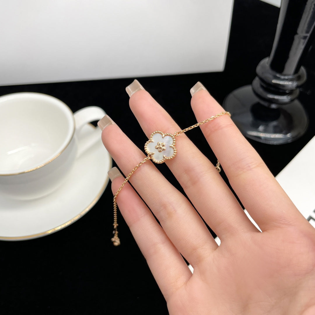 [Elite]LUCKY SPRING ROSE GOLD MOP BRACELET