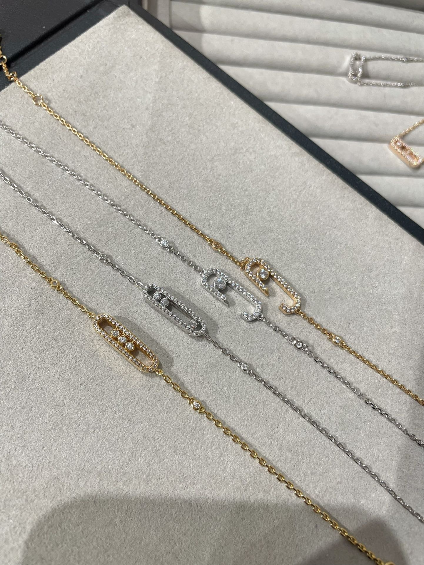 [Elite]BABY MOVE DIAMOND BRACELET