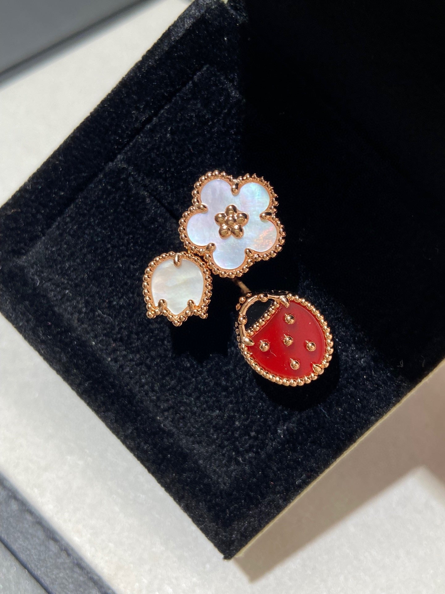 [Elite]LUCKY 3 MOTIF ROSE GOLD RING