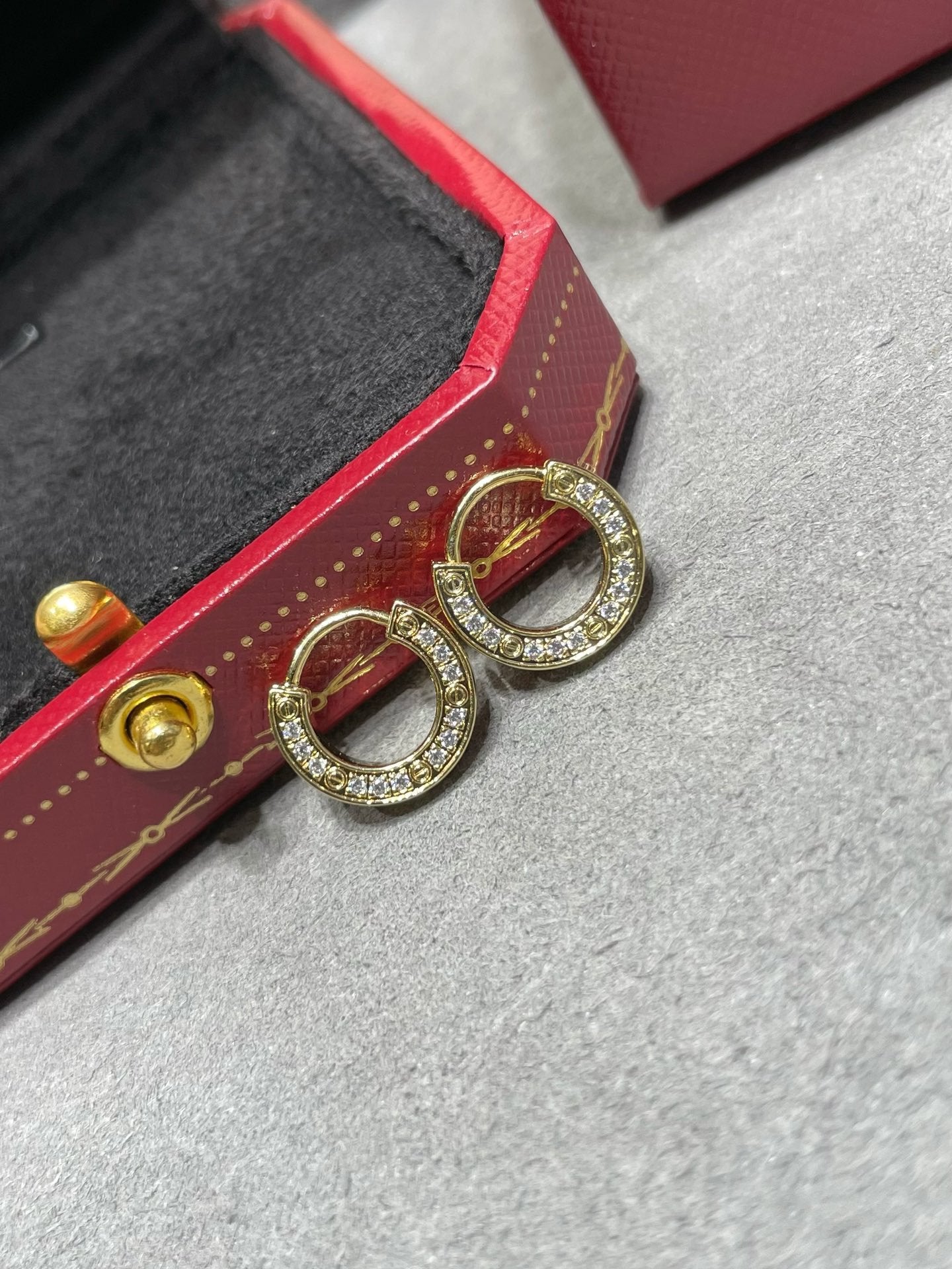 [Elite]LOVE DIAMOND EARRINGS