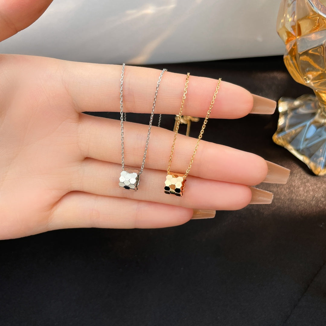 [Elite]BEE MINI NECKLACE