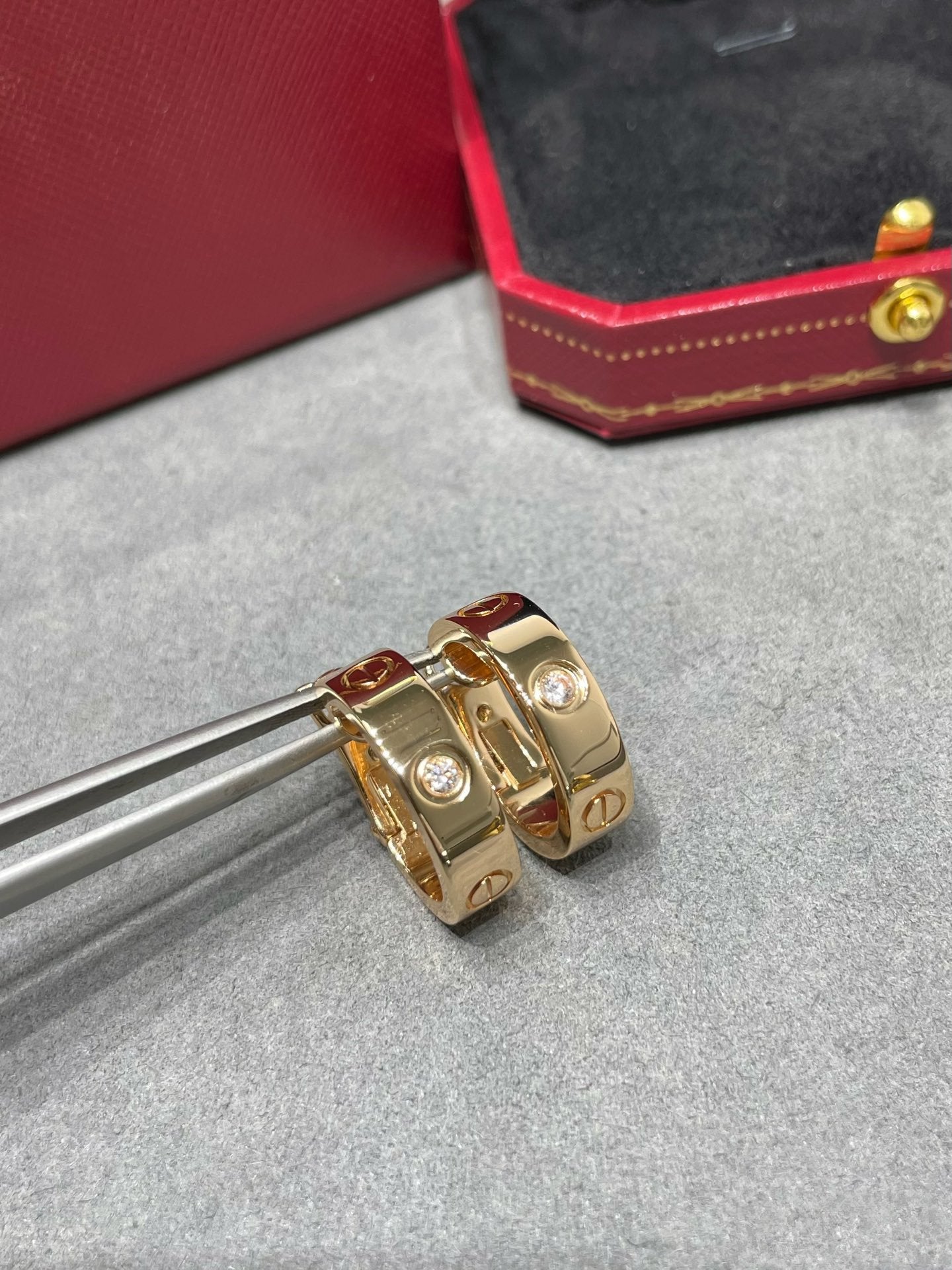 [Elite]LOVE 5.5MM 1 DIAMOND EARRINGS