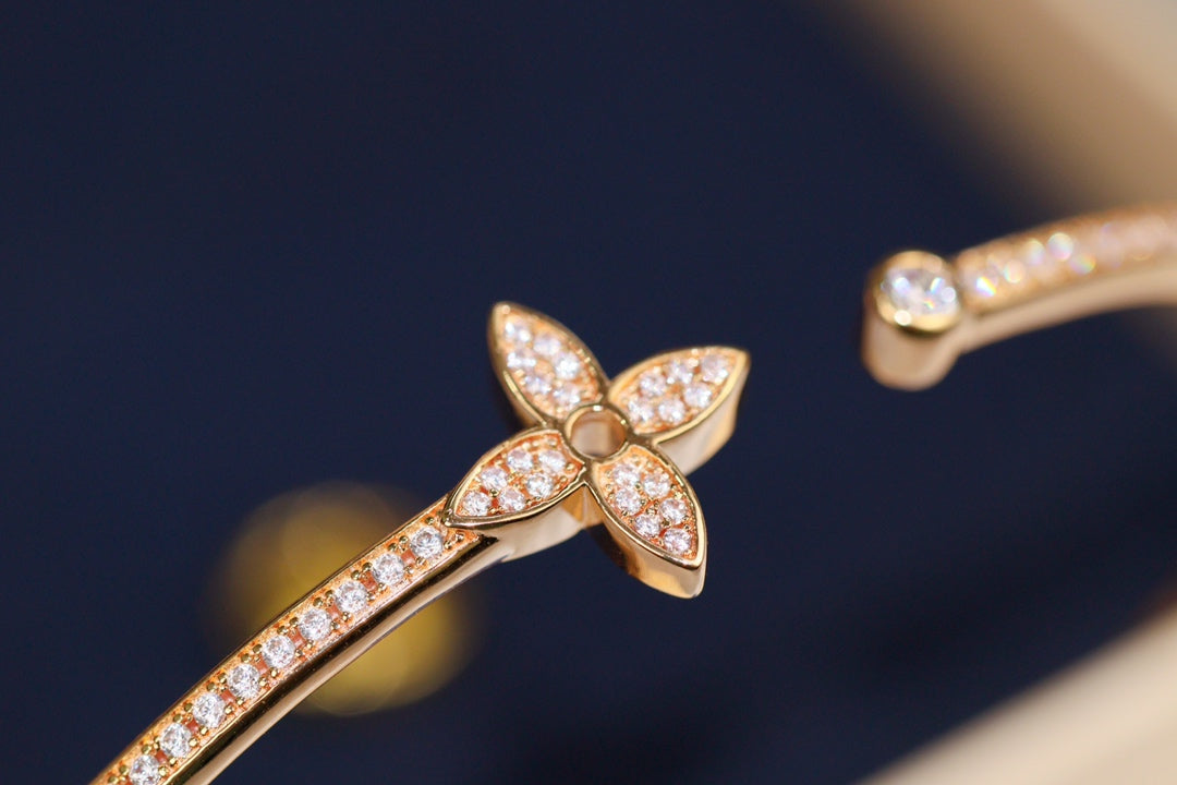 [Elite]IDYLLE PINK GOLD OPEN BRACELET DIAMOND PAVED