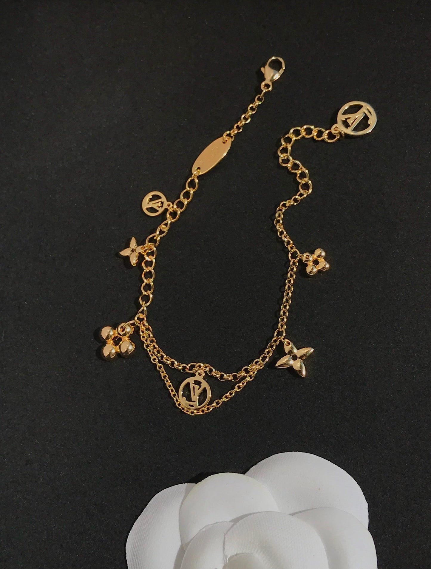 [Elite]BLOOMING PINK GOLD MOP BRACELET