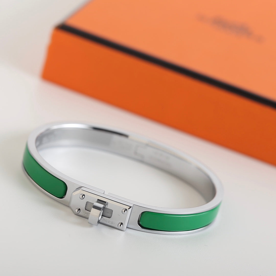 [Elite]HM KELLY GREEN BRACELET