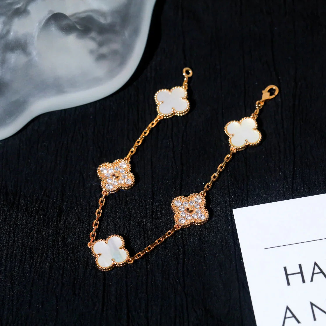 [Elite]CLOVER WHITE PEARL MOP 5 MOTIF BRACELET COLLECTION