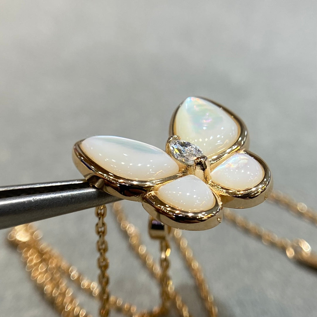 [Elite]BUTTERFLY MOP DIAMOND NECKLACE
