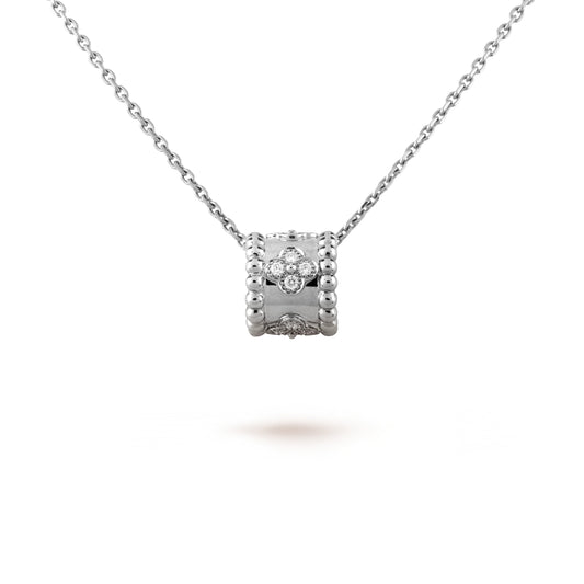 [Elite]PERLEE PEDANT SIVLER DIAMOND NECKLACE